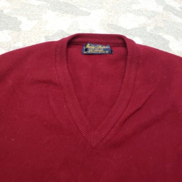 Brooks Brothers Sweater Vest Mens 46 Red V-Neck Lambs Wool Sleeveless - Picture 4 of 11